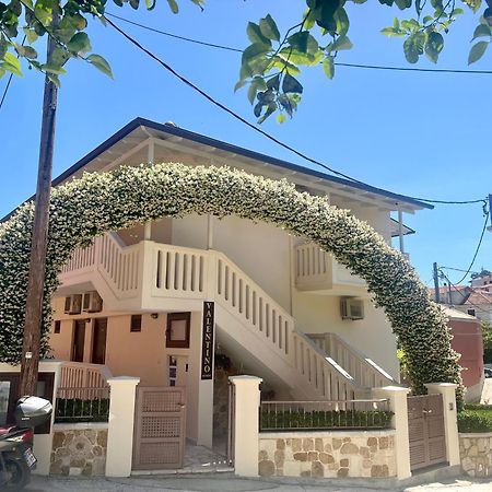Valentinos House Hotel Parga Exterior photo